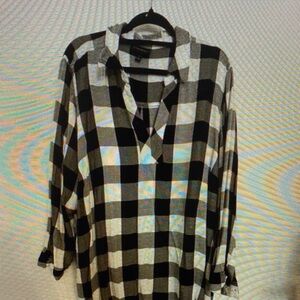 Black and White Checkered Women's Top